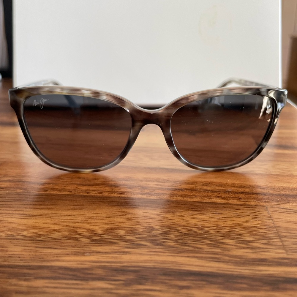 Maui Jim Honi MJ758 Sunglasses Gray Tortoise Polarized Cat Eye w Case - Picture 16 of 16